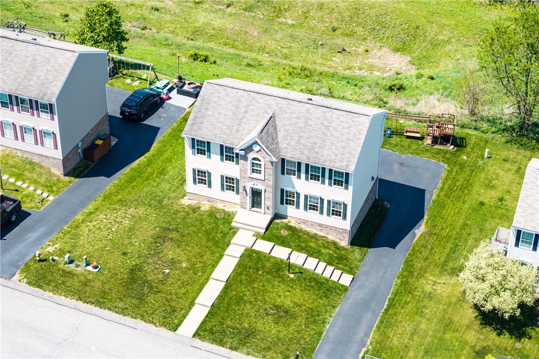 1328 Sandstone Dr