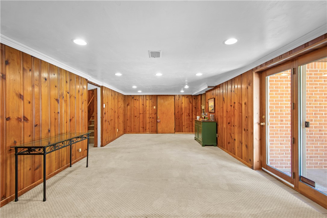 1234 Lakemont Dr.