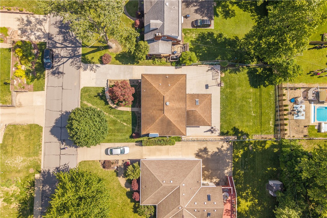 1234 Lakemont Dr.