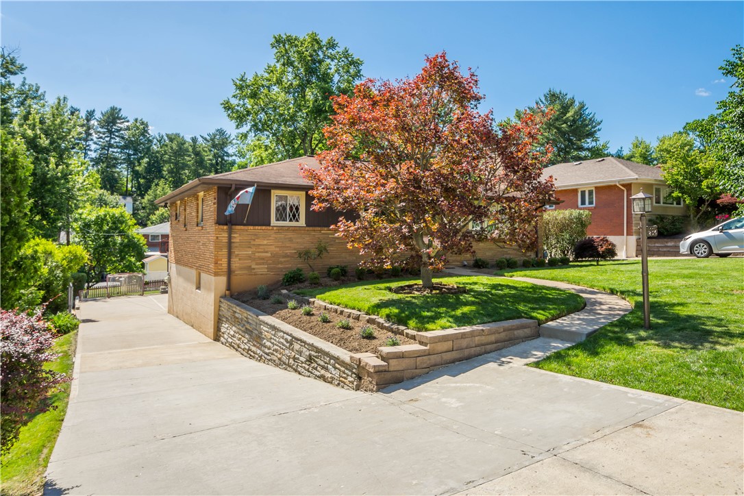 1234 Lakemont Dr.