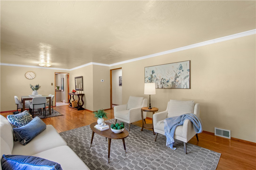 1234 Lakemont Dr.