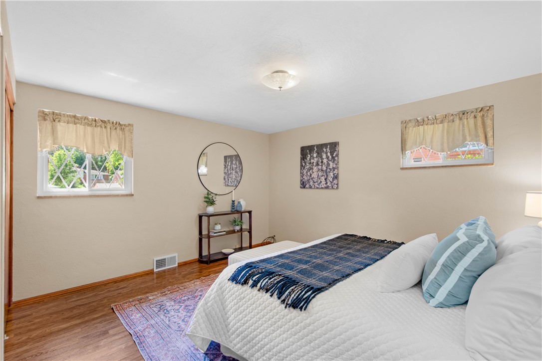 1234 Lakemont Dr.