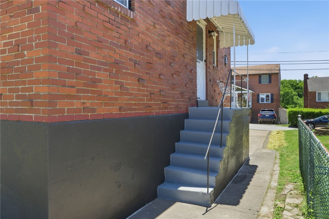 123 Knox St
