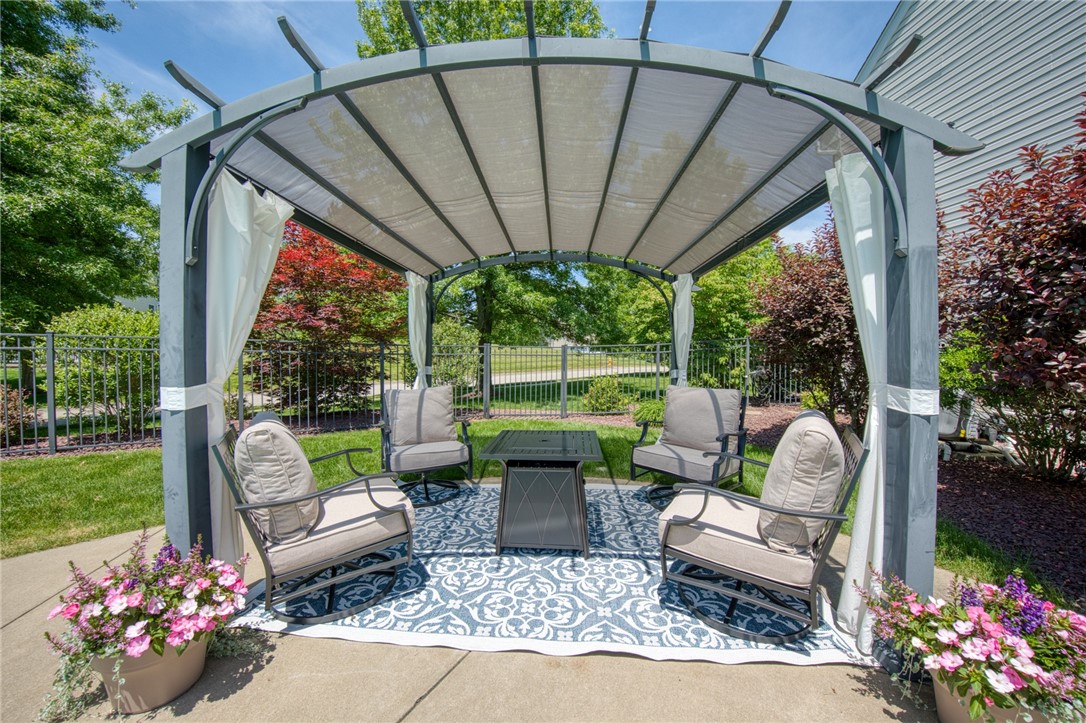 100 Chestnut Ct