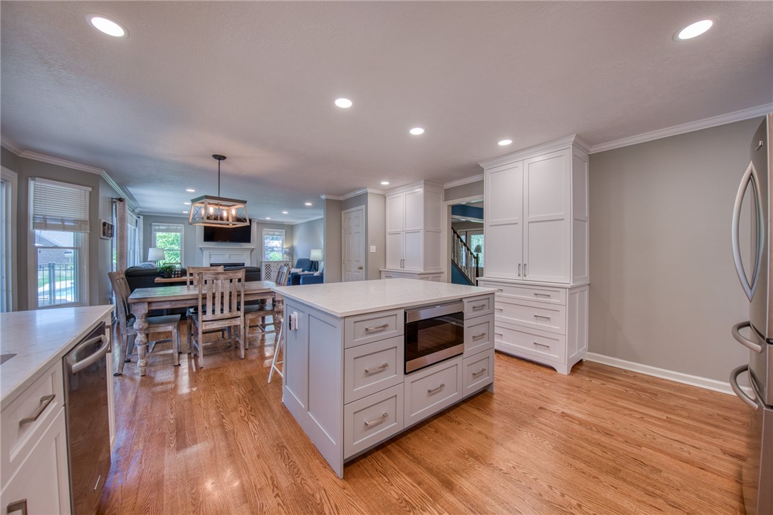 100 Chestnut Ct