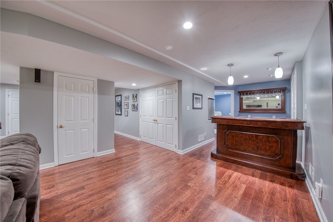 100 Chestnut Ct