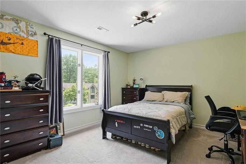 559 Normandy COURT