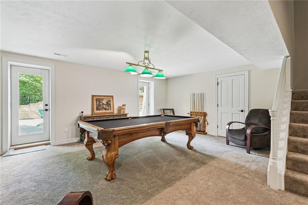 559 Normandy COURT