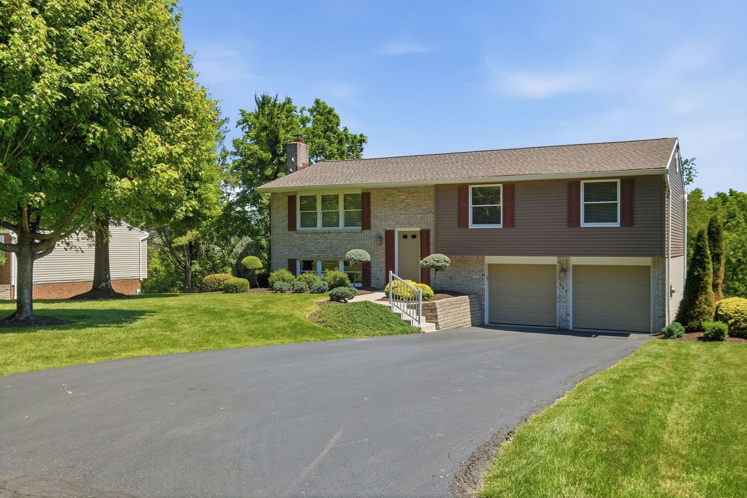 257 Lincoln Drive