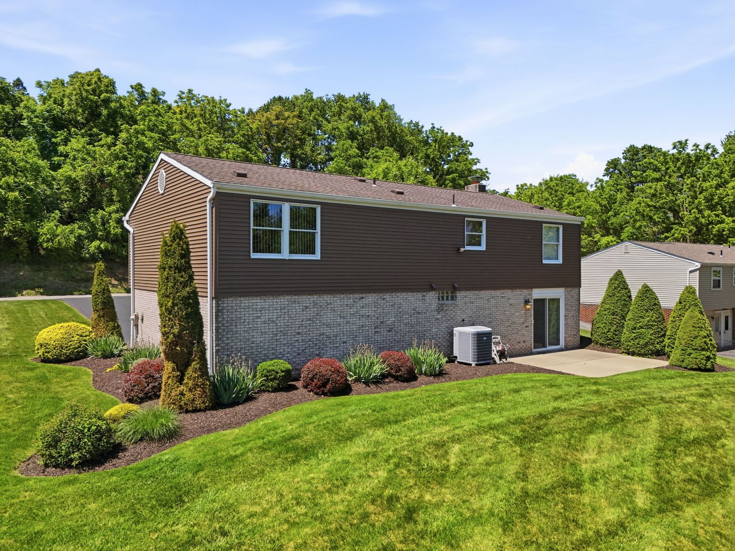 257 Lincoln Drive