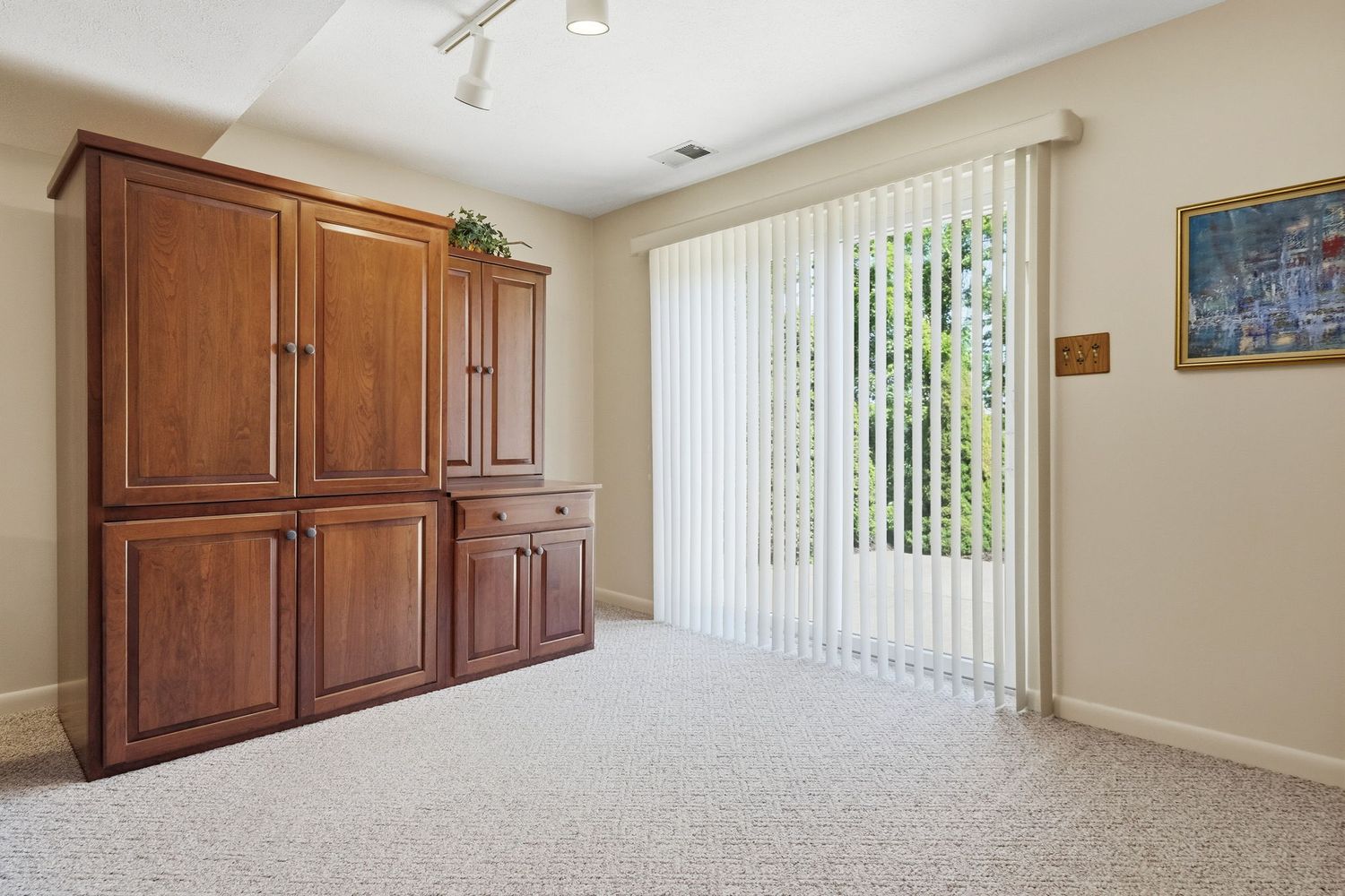 257 Lincoln Drive