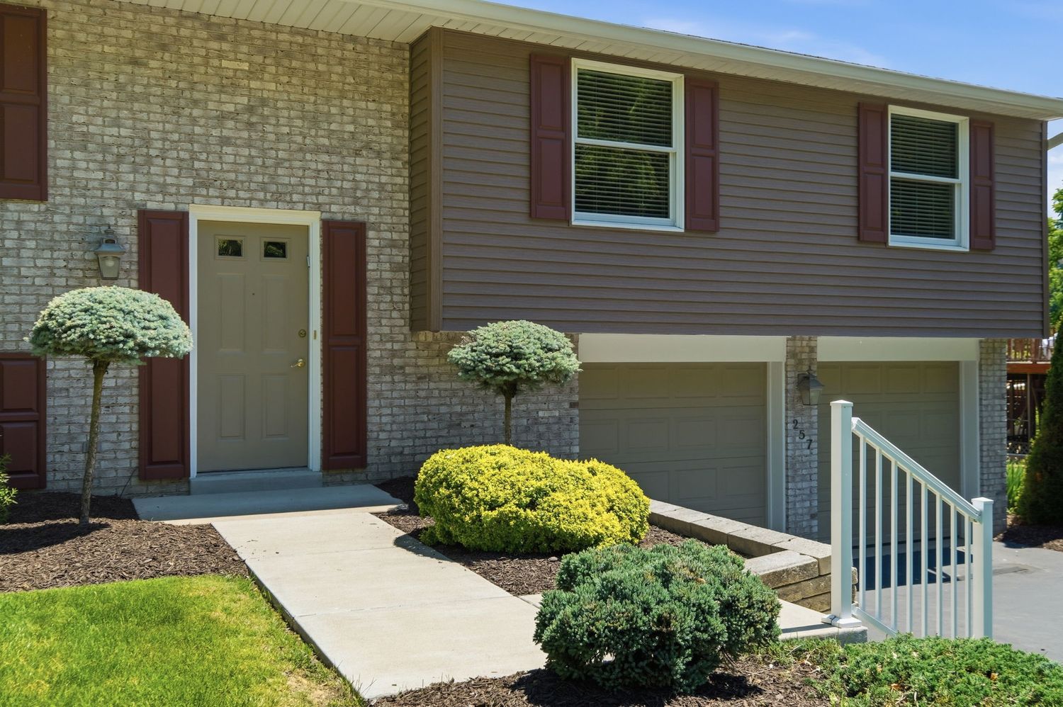 257 Lincoln Drive