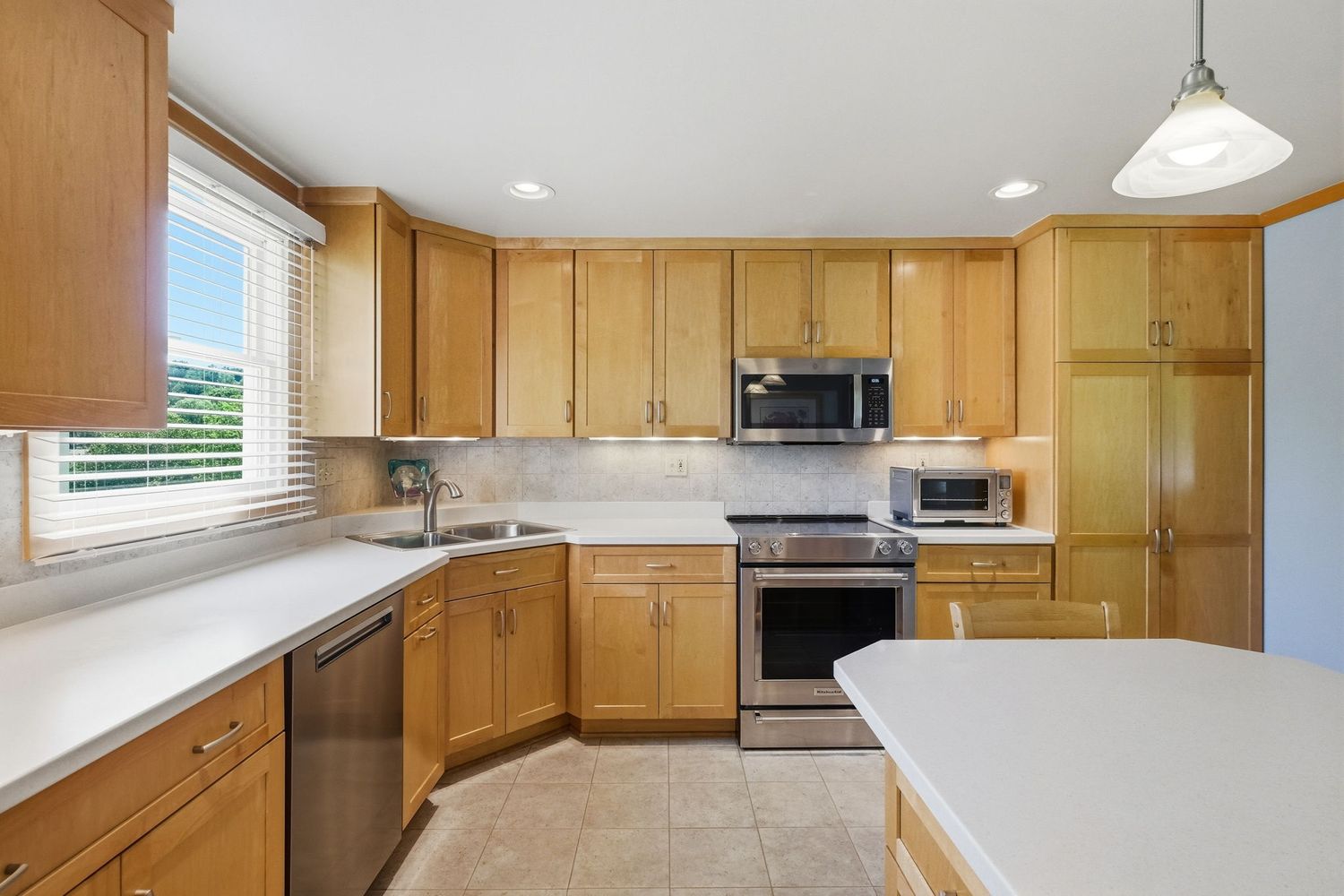 257 Lincoln Drive