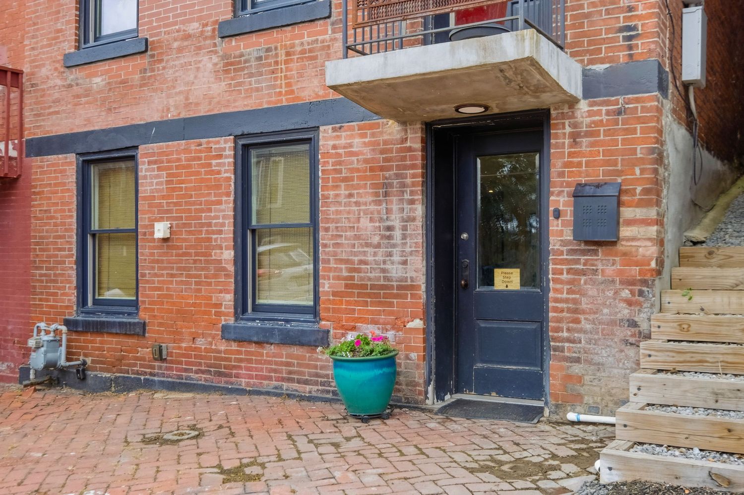 244 E Jefferson Street