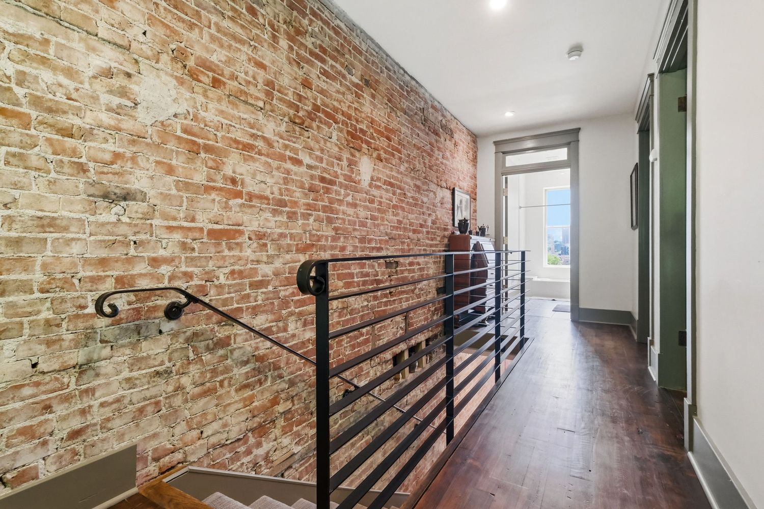 244 E Jefferson Street
