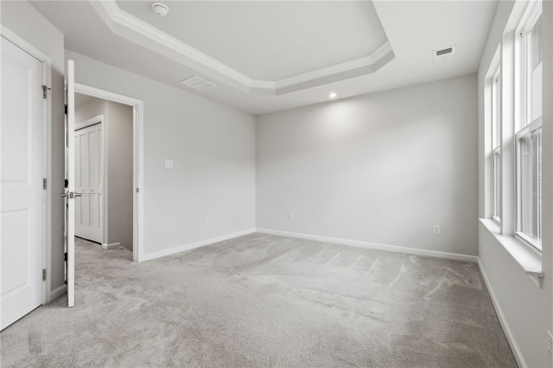 233 Chesna Dr