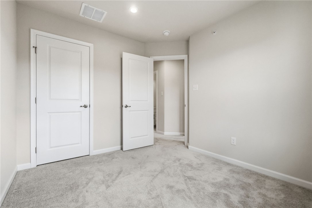 233 Chesna Dr