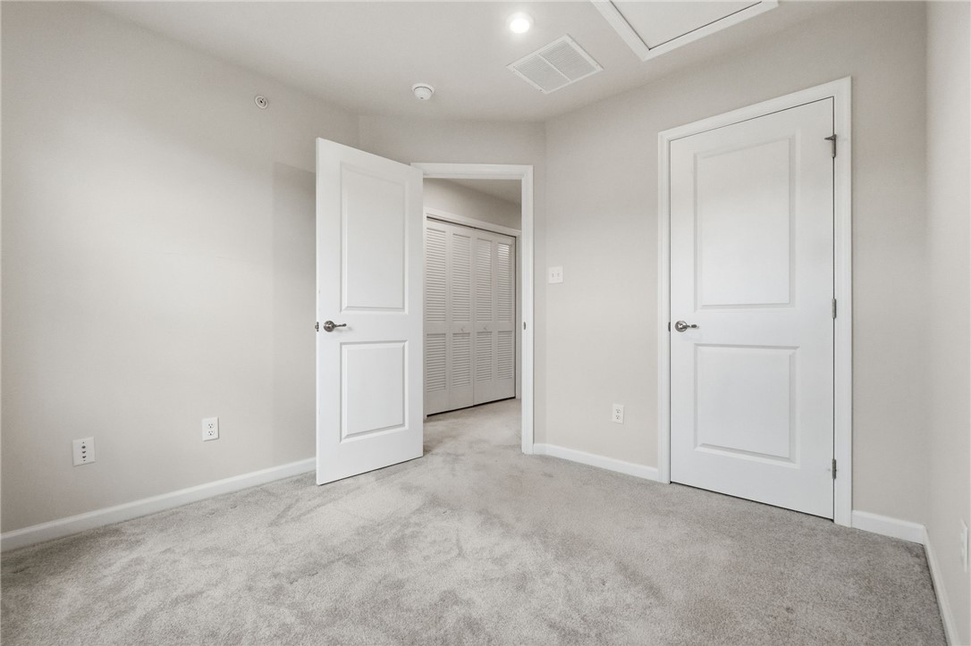233 Chesna Dr