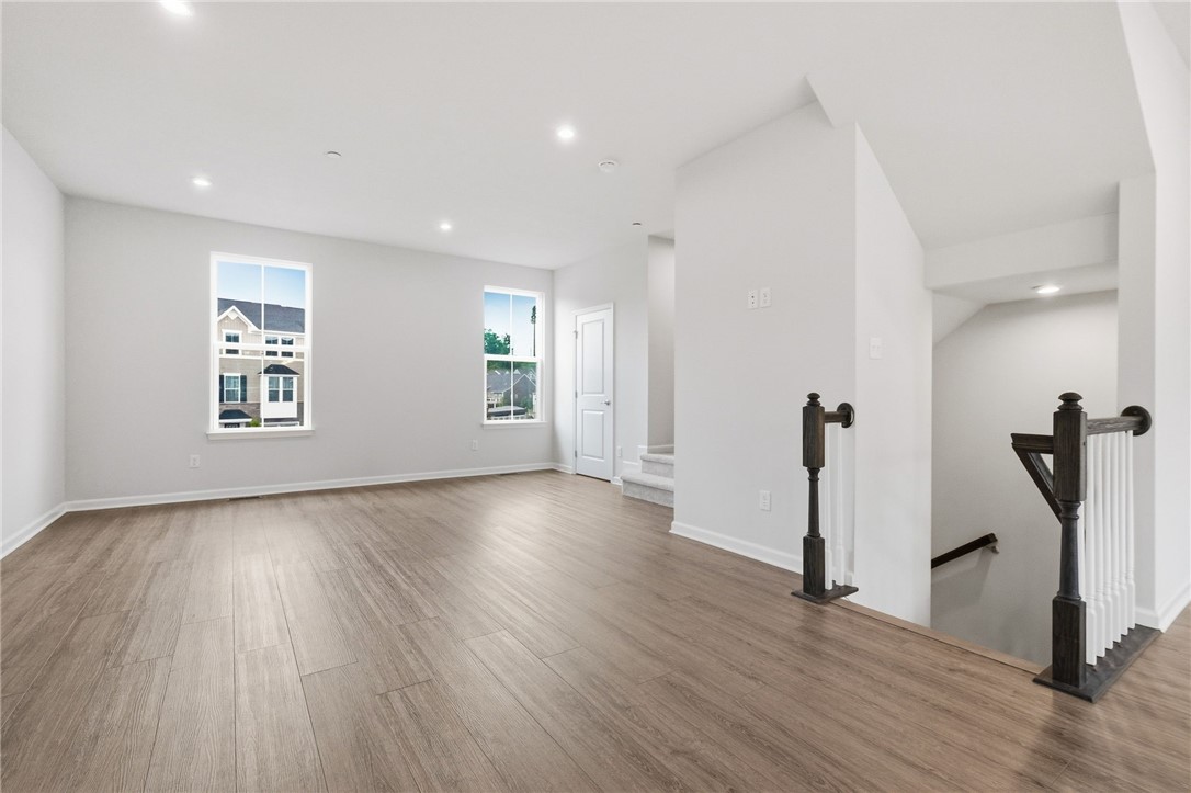 233 Chesna Dr