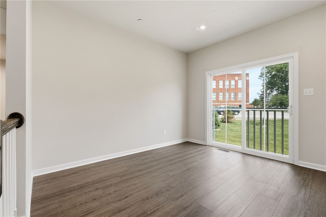 233 Chesna Dr