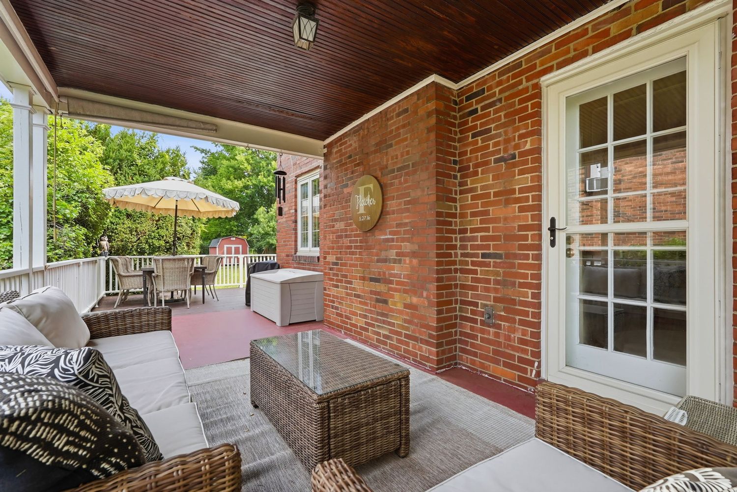 762 Lebanon AVENUE