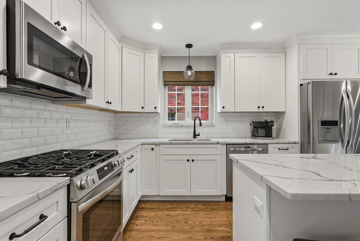 762 Lebanon AVENUE