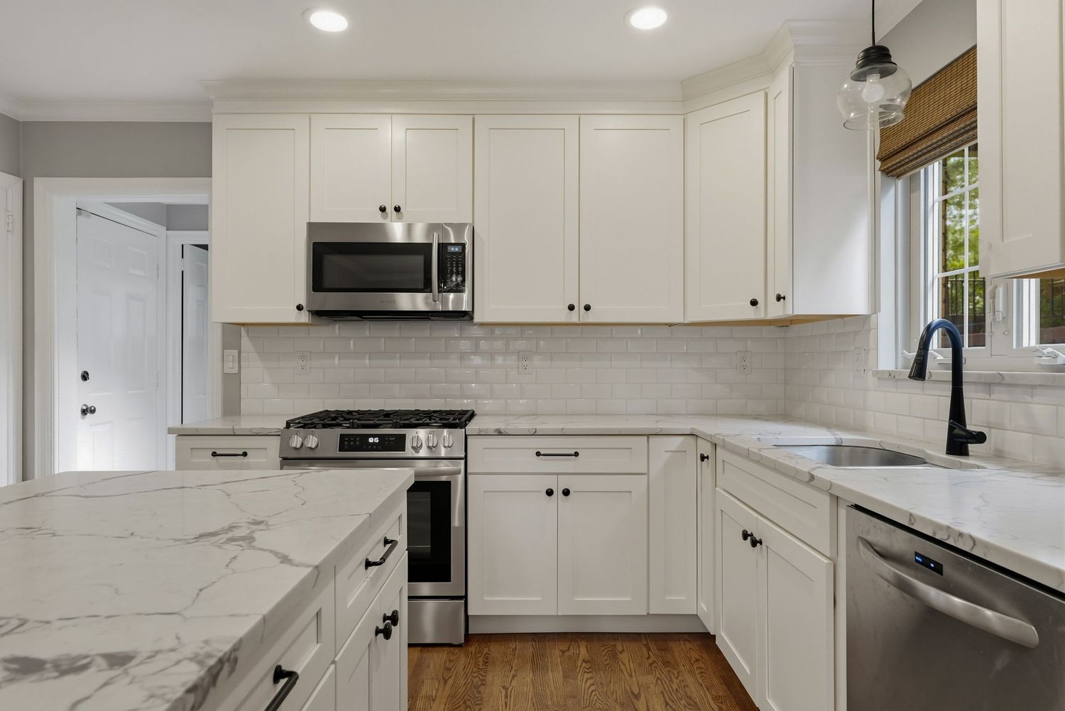 762 Lebanon AVENUE