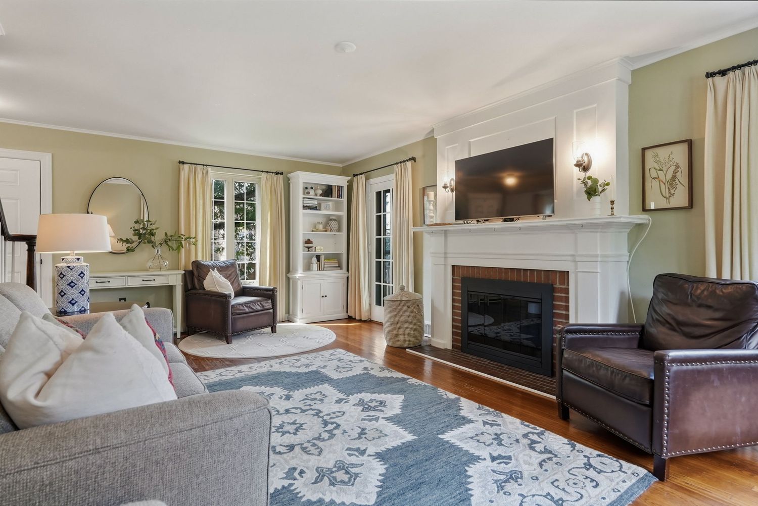 762 Lebanon AVENUE