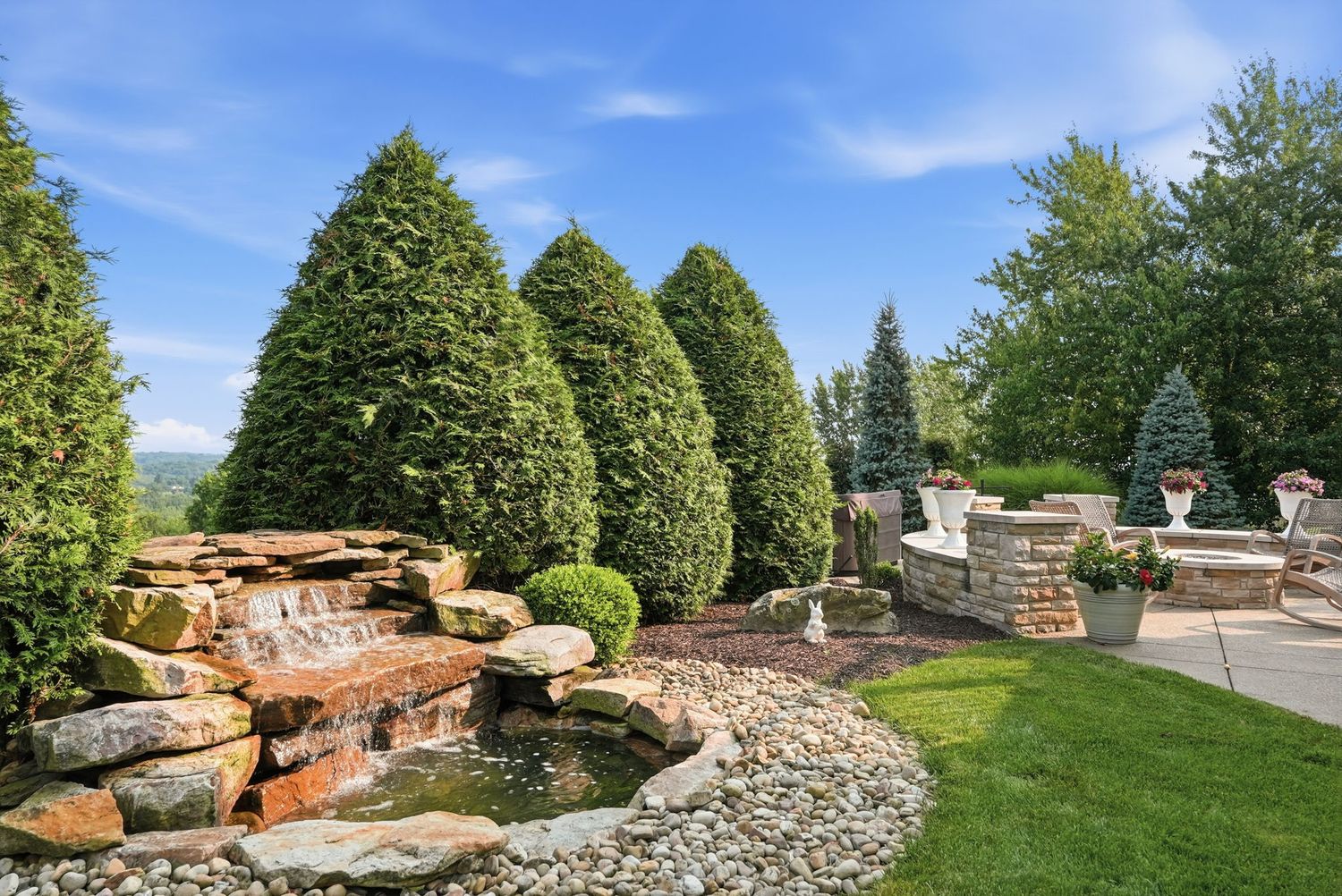 337 Snowberry CIRCLE
