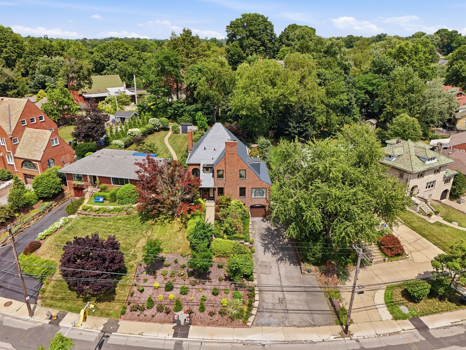 1281 Washington ROAD