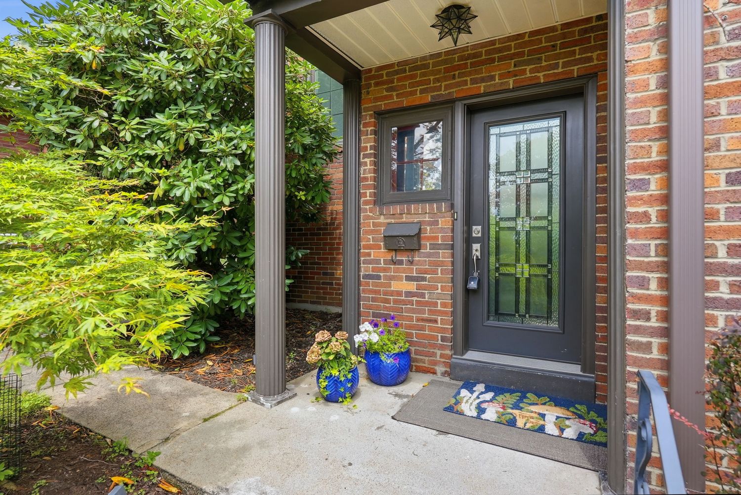 1281 Washington ROAD