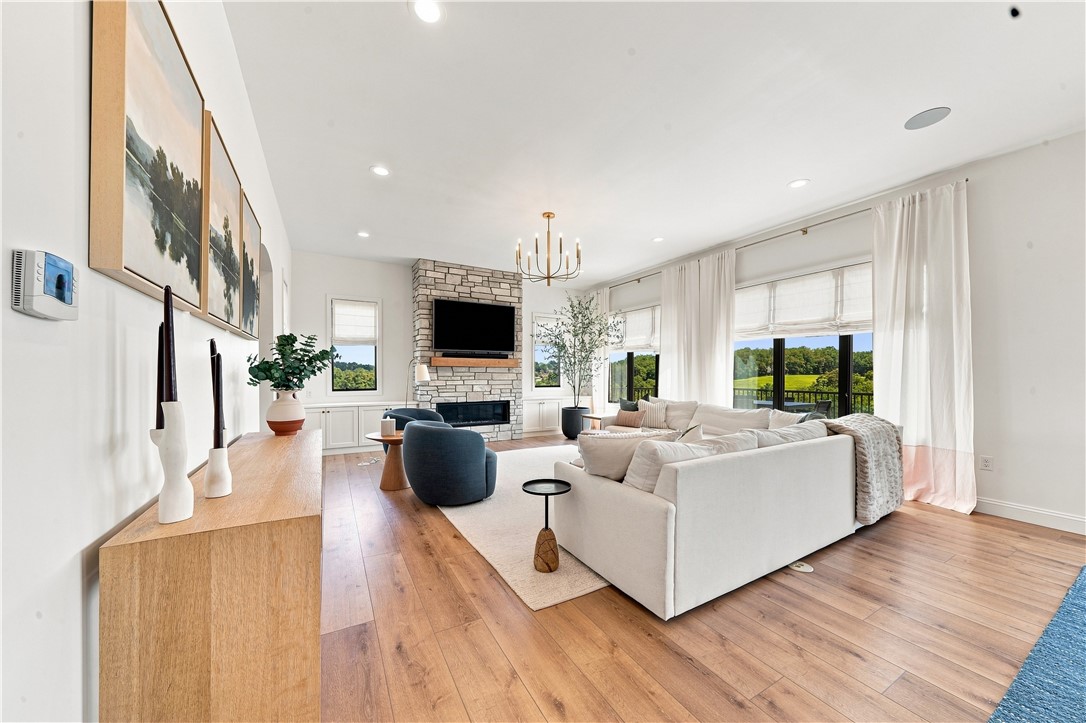 7509 Alvina Ct
