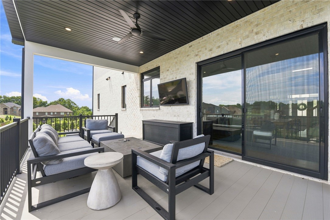 7509 Alvina Ct