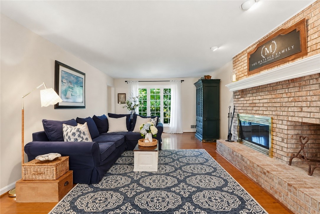514 Hollydale DRIVE