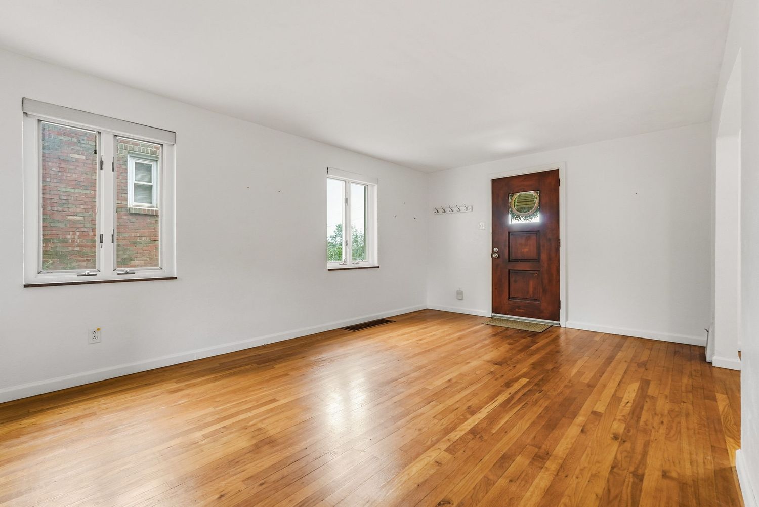 1011 Biltmore AVENUE