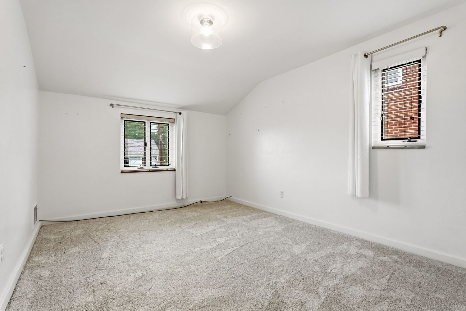 1011 Biltmore AVENUE