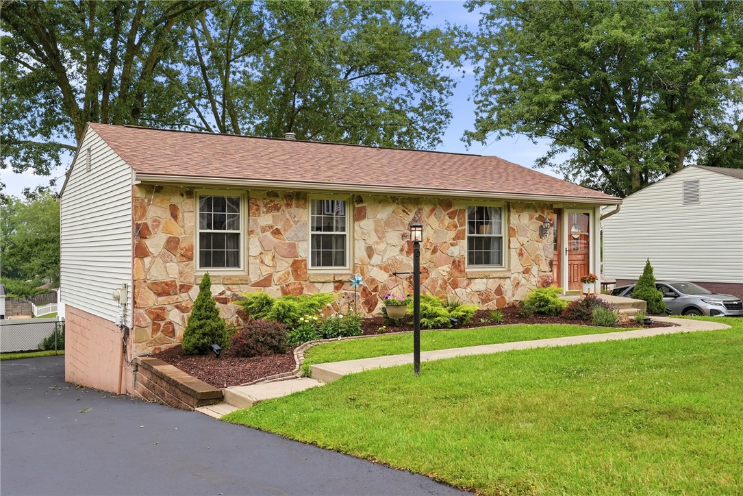 3074 Piney Bluff Dr