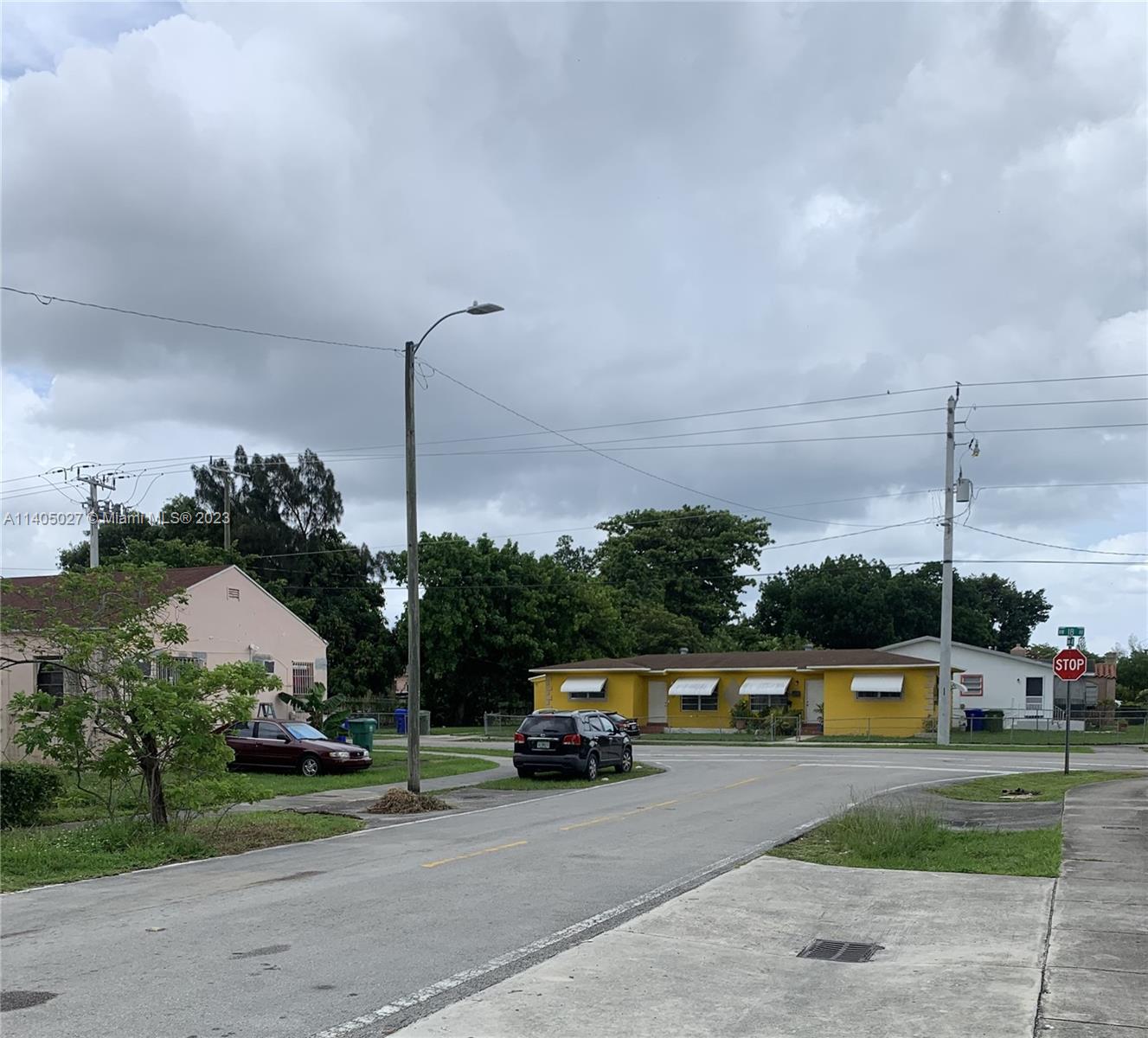 1818 NW 49th St
