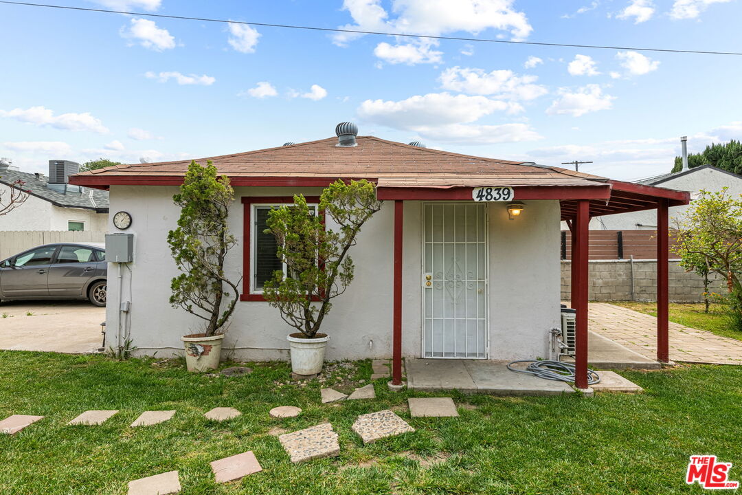 4837 Coolidge Ave