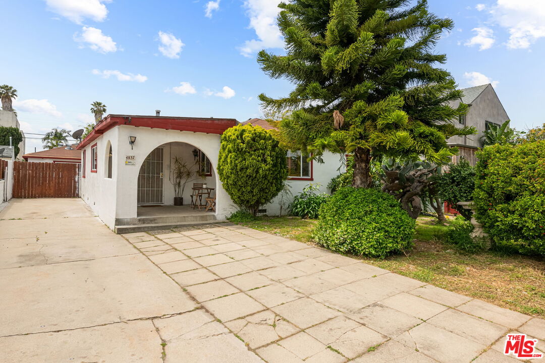 4837 Coolidge Ave