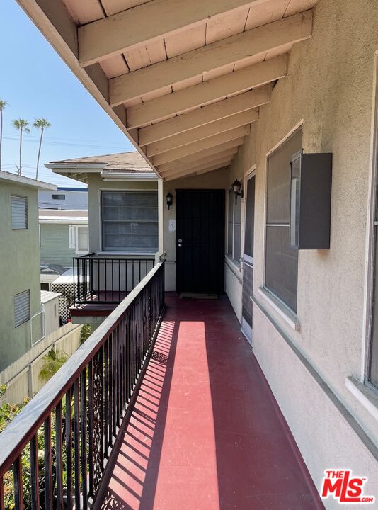 12736 Venice Blvd Unit: 5