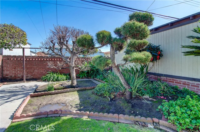 3910 Westside AVE