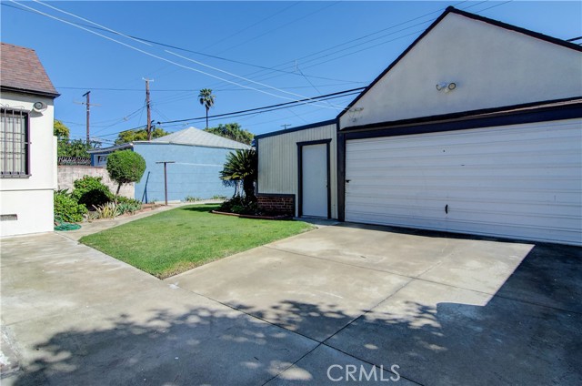 3910 Westside AVE