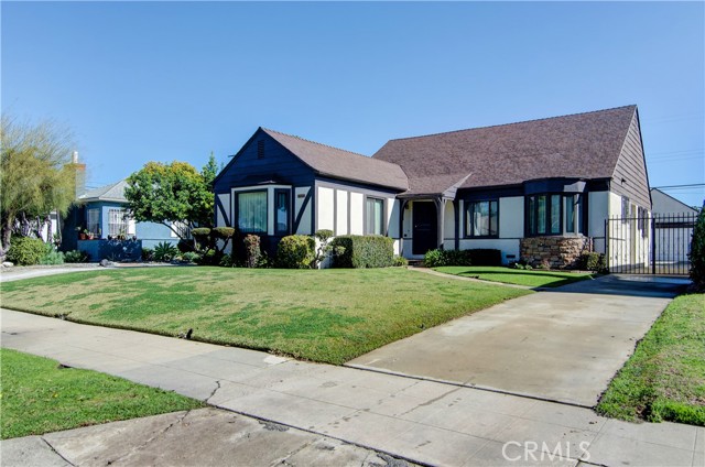 3910 Westside AVE