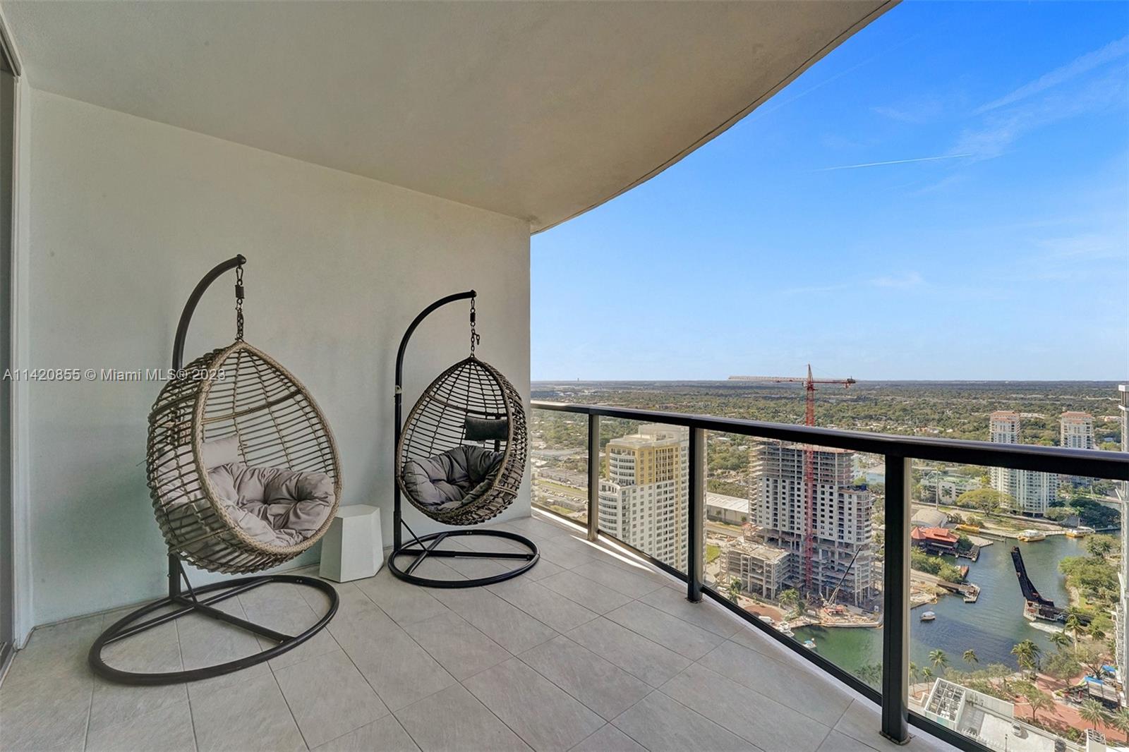 100 E Las Olas Blvd # 3703