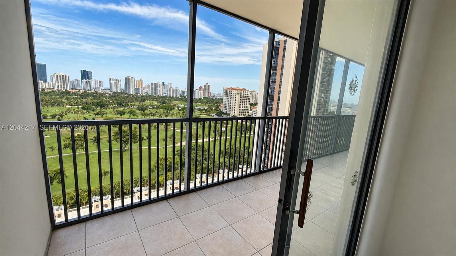 20301 W Country Club Dr # 1826