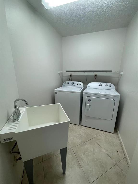 5725 NORMAN H CUTSON DR