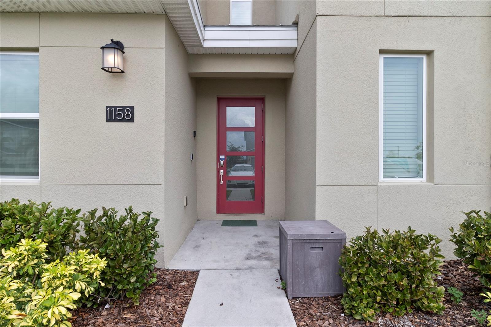 1158 DROP LN