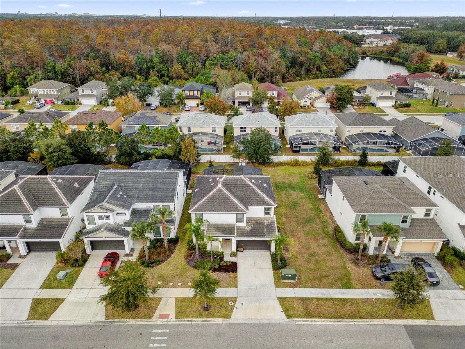 4501 MONADO DR