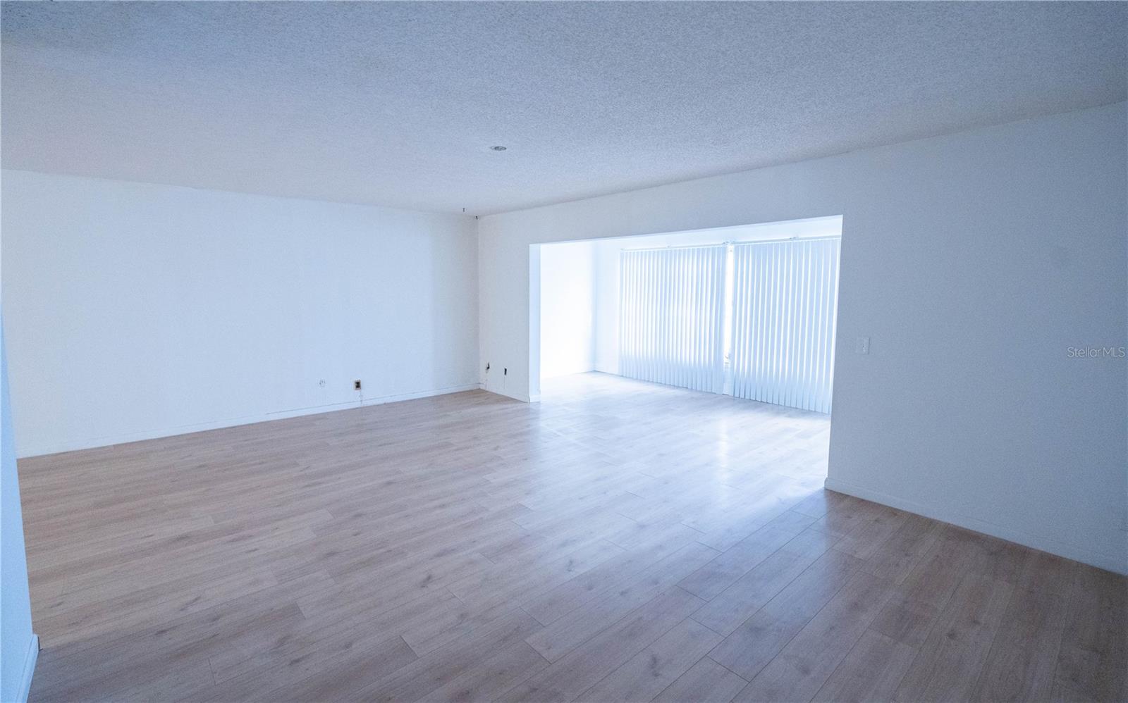 100 EL CAMINO DR #102
